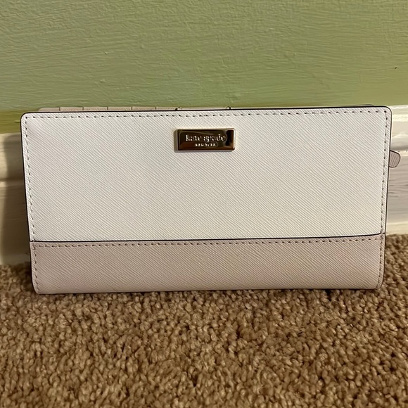 Kate Spade Staci Bifold Wallet - Picture 1 of 3